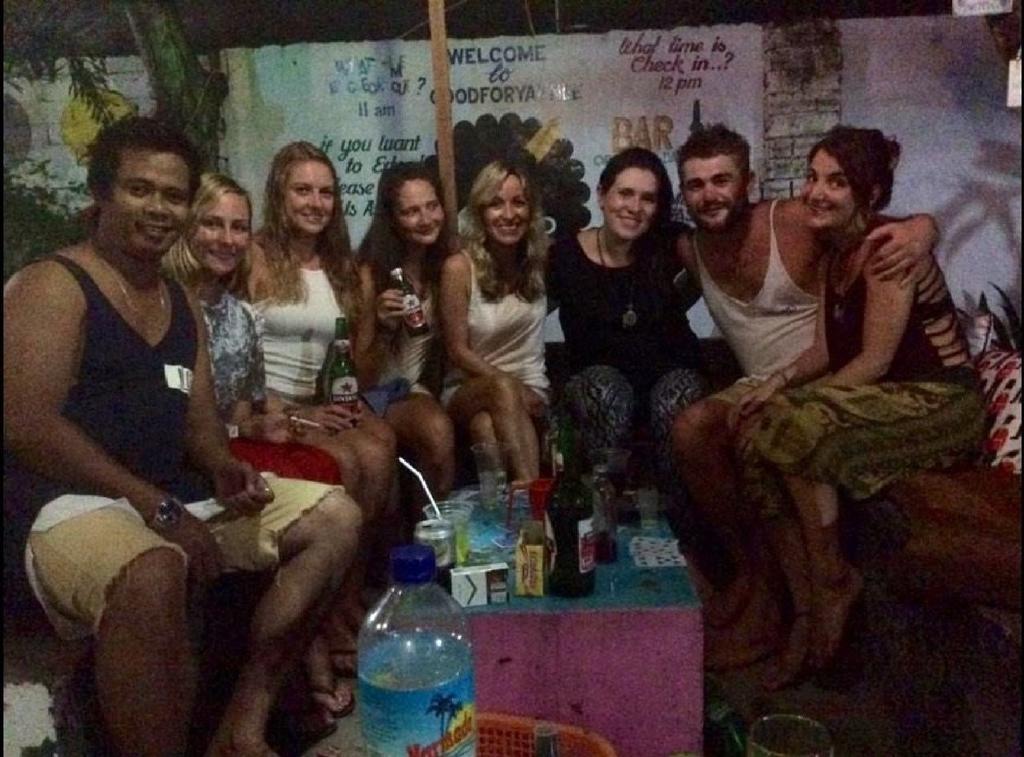 Good For Ya Knee Hostel & Bungalows (Adults Only) Gili Trawangan Exterior foto